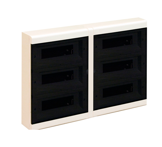 CAJA SOBREPONER P/TERMOMAG 96 MOD C/PUERTA FUME 747X 443X 107mm