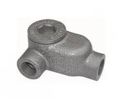 [4044017] (PEDIR PRECIO) CAJA OVAL APE ALUM C/TAPA ROSC 3 VIAS de 1/2" NPT