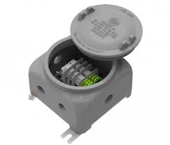 [*111952] (PEDIR PRECIO) Caja de conexionado Ex "d" Antideflagrante. Configuración LN2-T3 hasta 24 Amp. Accesos Rosca NPT | Der.: 1 x 1/2" | Inf.: 2 x 1/2" | Izq.: 1 x 1/2". Cuerpo Aluminio IP66